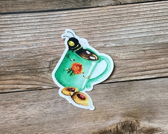 Bee cocoa mug vinyl sticker