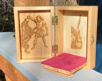 Nordischer Gott / Göttin (Ihre Wahl) Altar Box