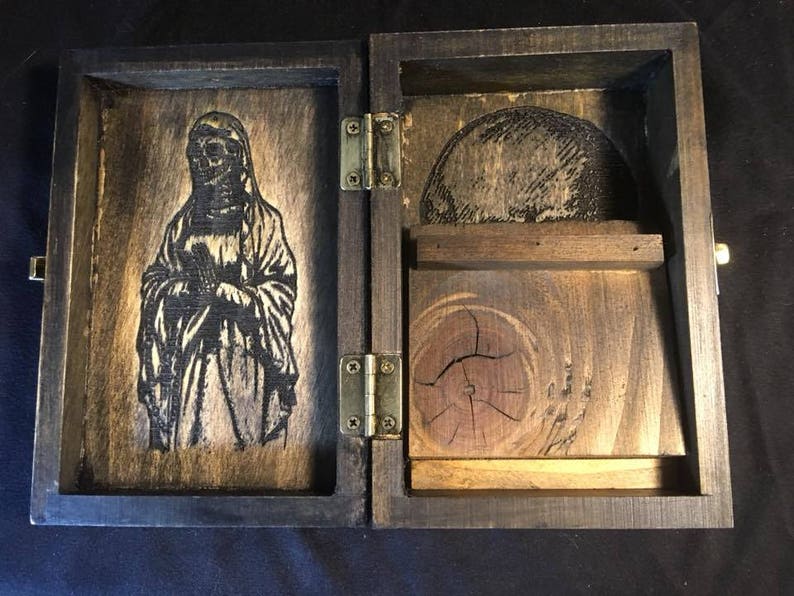 Santa Muerte's Portable Travel Altar Box image 2