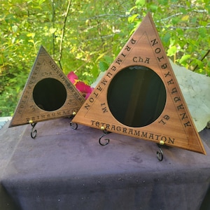 13 &quot;großes Kunstdreieck - graviert mit Obsidian Scrying Spiegel