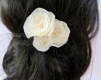 Accessoires pour cheveux de mariée, fascinateur de mariée, coiffure de mariée, peigne à cheveux de mariée, coiffe de mariée, fleur pour cheveux de mariée, fascinateur ivoire