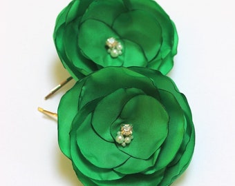 Emerald green hair clips wedding accessories headpiece hair flowers bridal bridesmaids flower girls hair fascinator hair piece bridal pins