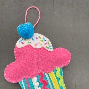 Christmas Cupcake Ornaments / Set 2 Ornaments / Whimsical Christmas ...