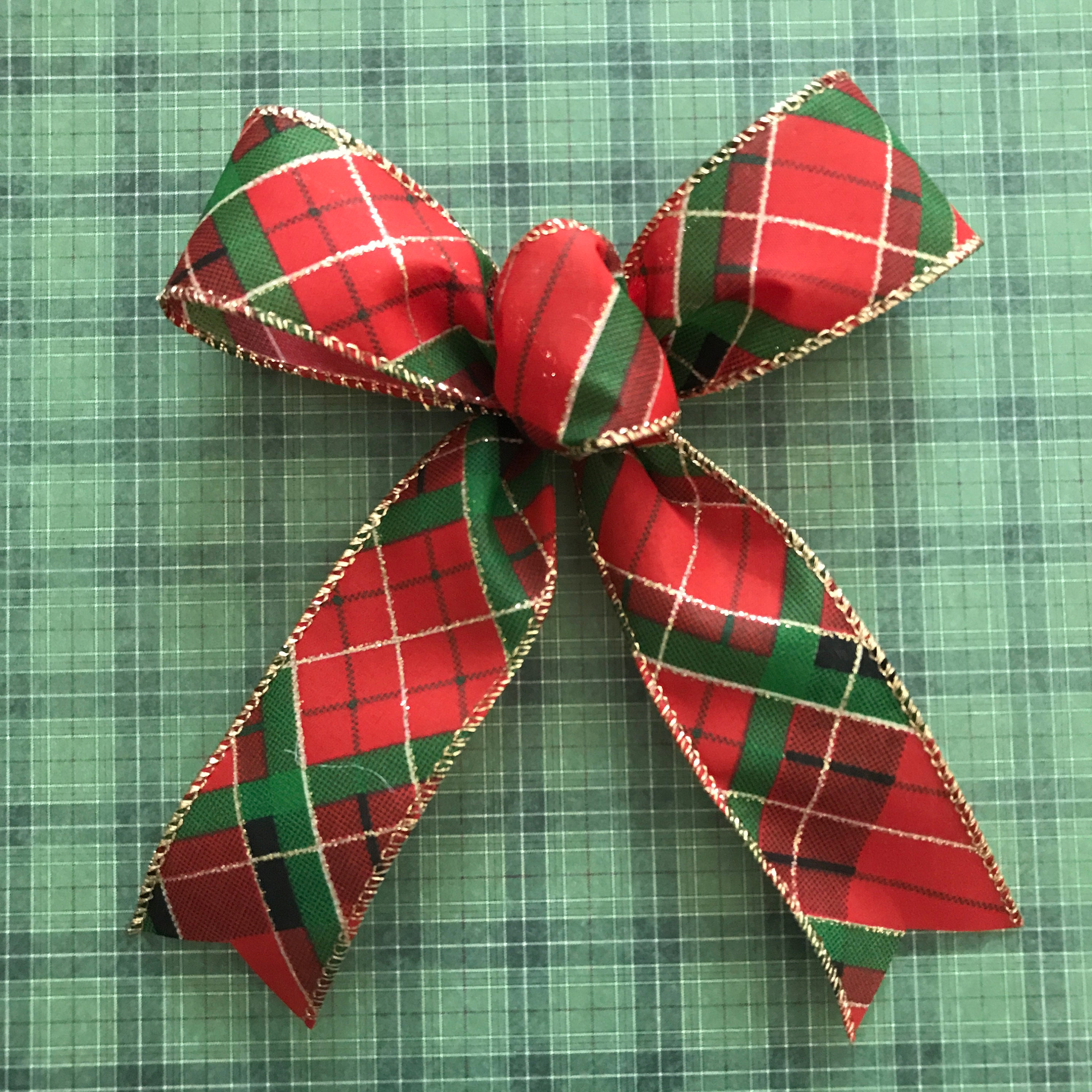 Plaid Christmas Tree Bows / Christmas Plaid Red and Green Etsy