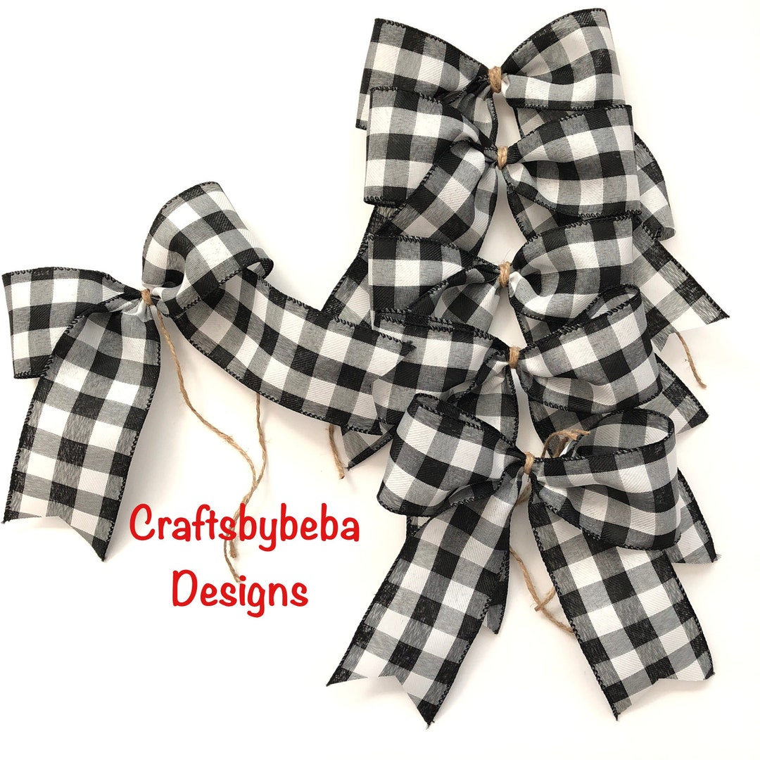 Christmas Buffalo Bows / Christmas Tree Bows / Black and White Plaid