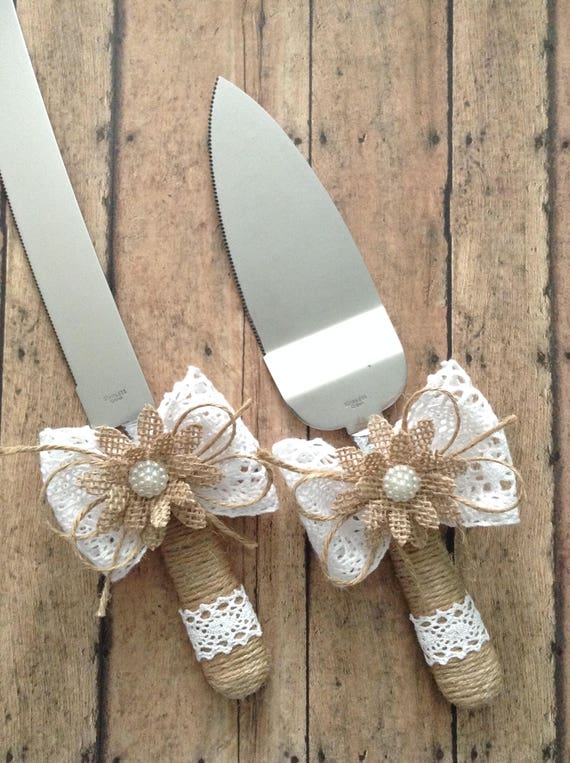Wedding Cake Server and Knife Set Burlap and White Lace Wedding Cake Server and Knife Set Burlap and White Lace