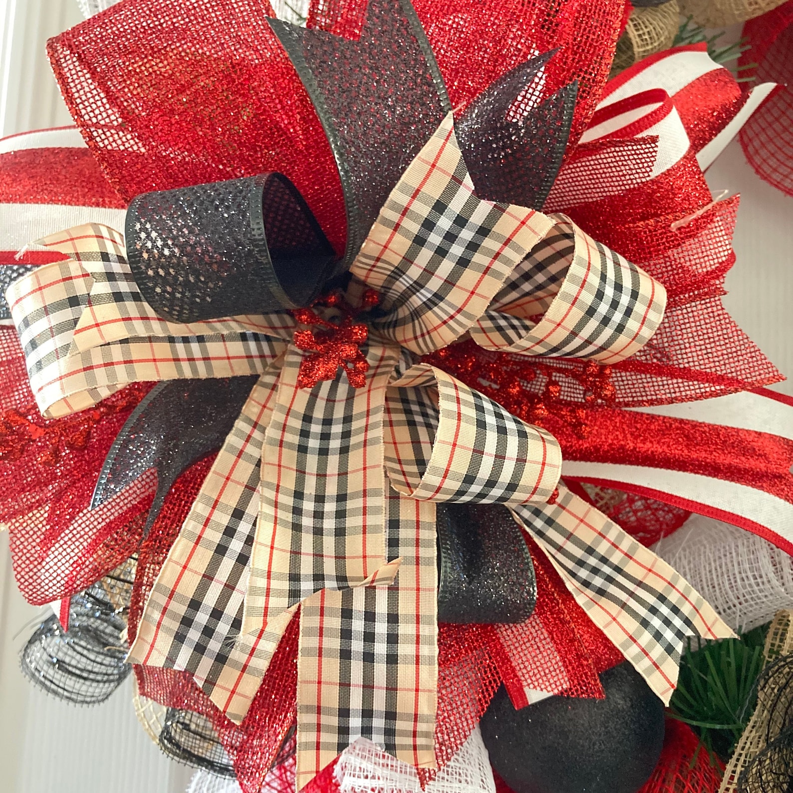 Burbank Plaid Christmas Wreath / Christmas Wreath / Red Black Etsy