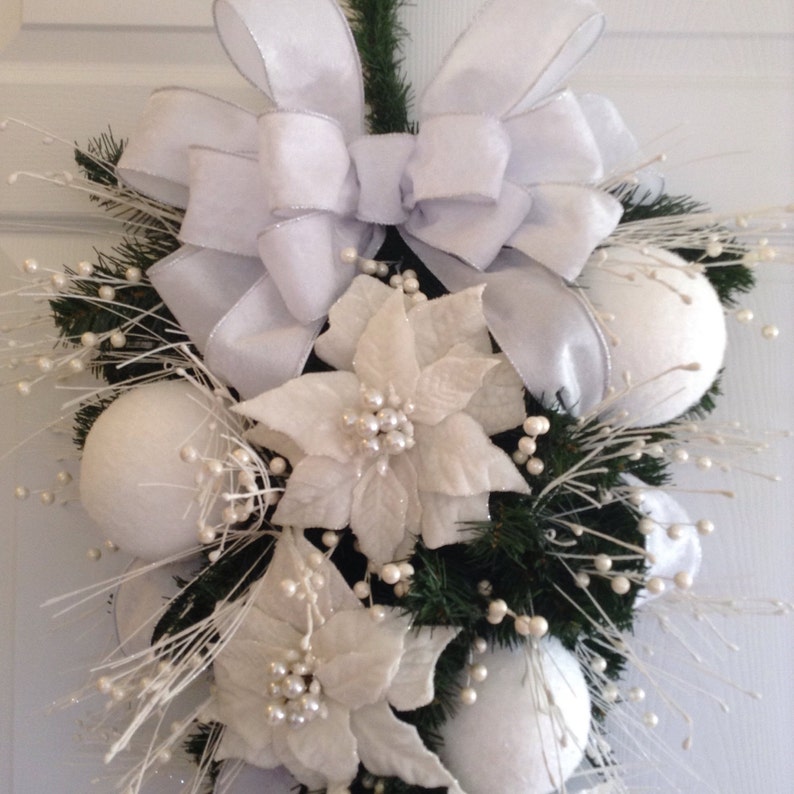 Wreaths White Christmas Swag White Christmas Christmas Door Decor Christmas White Poinsettias Decoration White Pearls Poinsettias Swag Wreaths Door Hangers