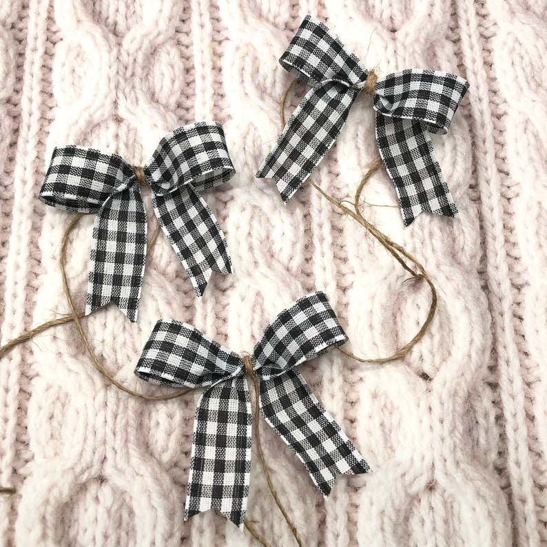 Black and White Plaid Bows / Small Buffalo Decorative Bows / image 5