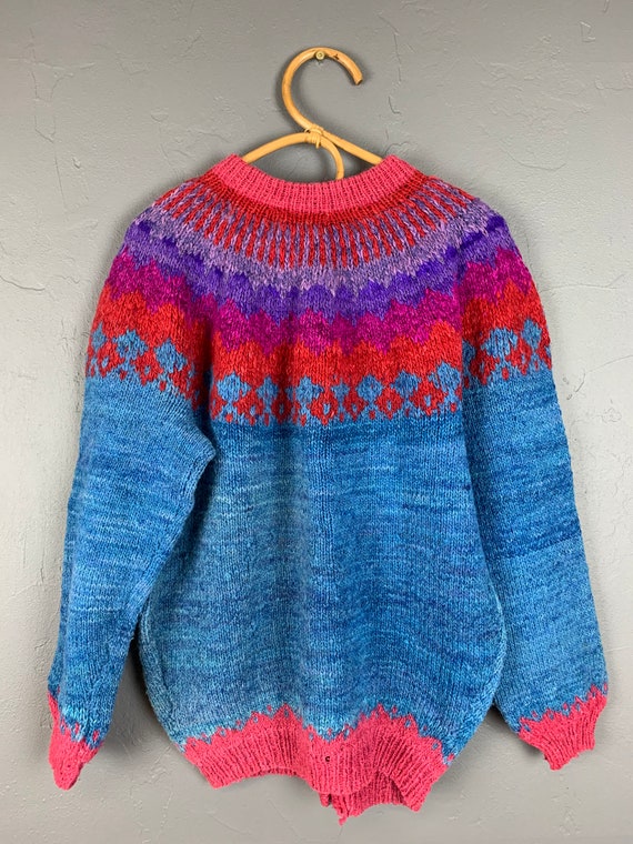 Colorful and bright Bolivian folk sweater - image 9