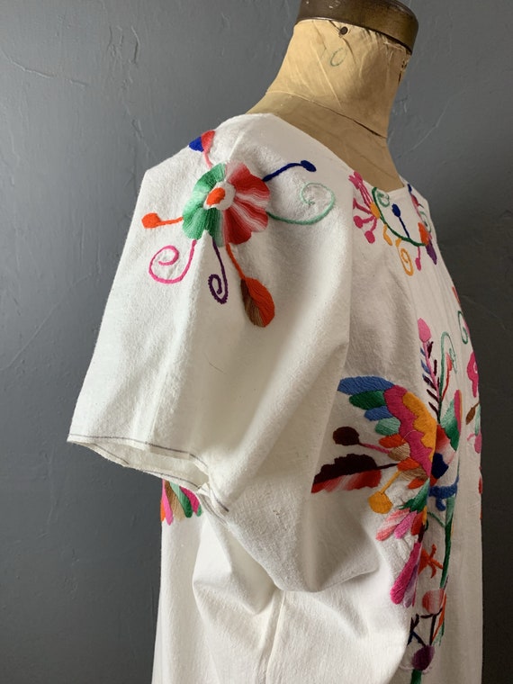 Mexican birds embroidered kaftan - image 2