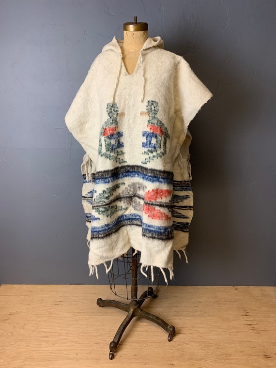 Mexican wool poncho with ducks