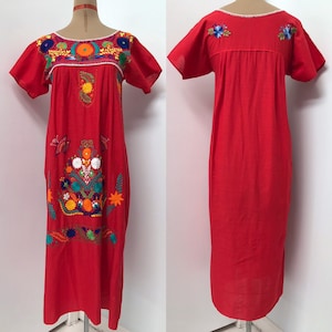 Bright Red Vintage Traditional Oaxacan Mexican Floral Embroidered Huipil Dress Size Small