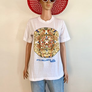 Vintage Puerto Vallarta Mexico Aztec Medallion Souvenir Travel Tourist T-shirt Tee Women’s M/L  Men’s S