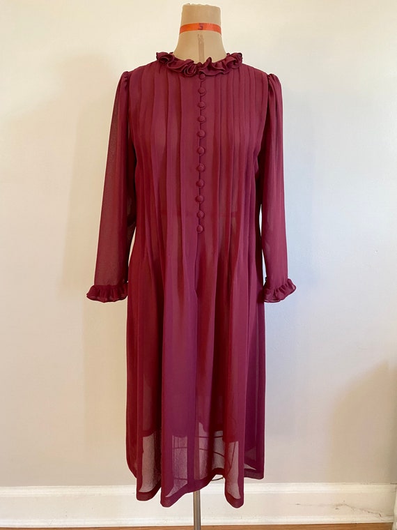 70’s/80’s Sheer Maroon Burgundy Wine Pleated Ruff… - image 3