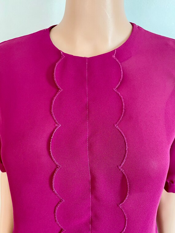 80’s Sheer Magenta Jamboree Scalloped Ruffle  Sec… - image 3