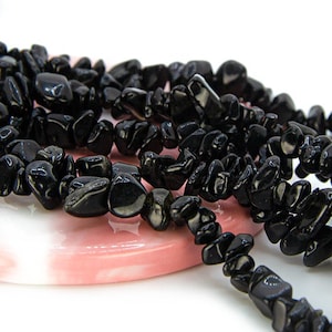 Natural obsidian chip beads