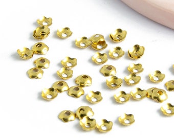 Bloemcups voor 4 mm parels in gouden messing