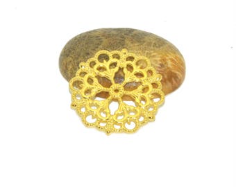 prints 10 gold filigree round 30mm