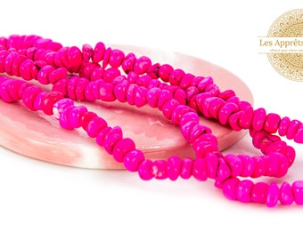 Chip beads in fuchsia tinted natural magnesite