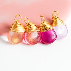 Glass drop pendant 18x10mm smooth glass drop colored pink tone