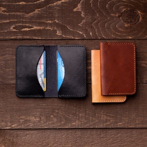Lederen kaarthouder Dubbele pocket card portemonnee Gepersonaliseerde lederen kaarthouder Slim lederen portemonnee Minimalistische portemonnee Vaderdag cadeau