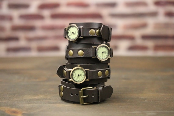 Wristwacthes Armbanduhren アンティーク洋書 Amazon.com: Avaner Vintage Leather Watches, Retro Punk Cuff