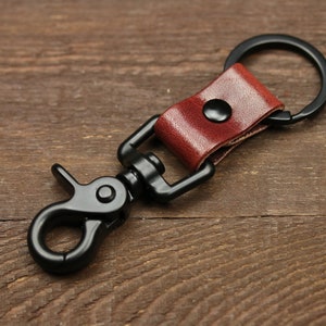 Personalized Leather Key Holder with Matte Black Hardware and Custom Initials Handmade Keychain for Men and Women, Monogrammed Key Fob Burgundy