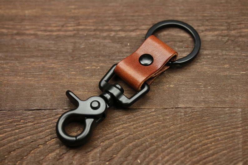 Personalized Leather Key Holder with Matte Black Hardware and Custom Initials Handmade Keychain for Men and Women, Monogrammed Key Fob Brown