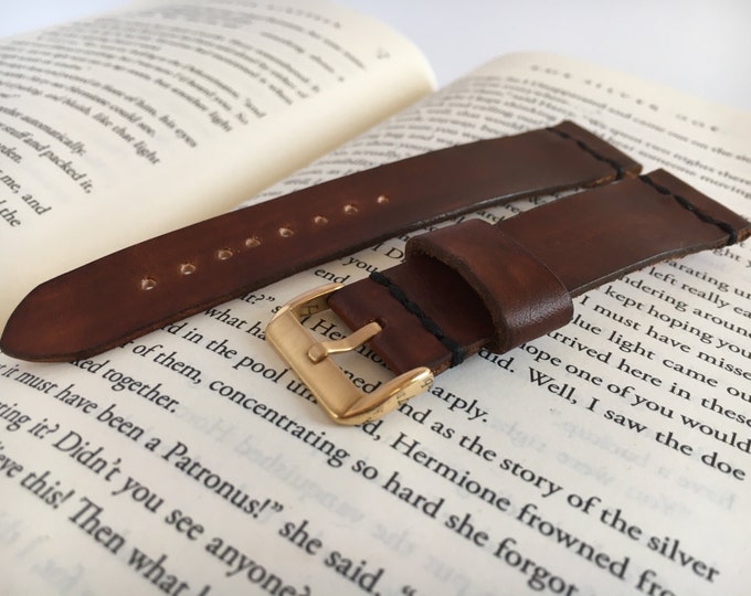 Wholesale Unique Leather 22 mm Watch Strap BRWW2-REG-HER_SCA_K0025563 main image 1