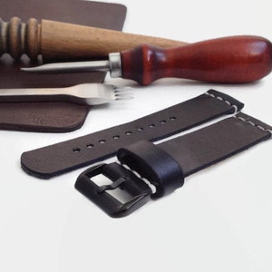 Hebilla de cuero negro reloj banda PVD negro correa de reloj grabado de Custom Classic leataher reloj correa 16 mm 18 mm 20 mm 22 mm watch band mens