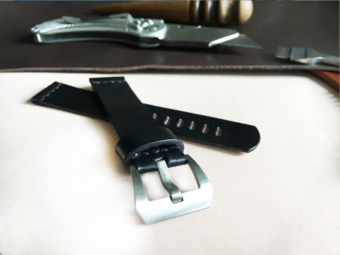 Black watch strap Pre-v buckle 26 mm watch strap 24 mm 22 mm watch band 20 mm 18 mm leather watchband Men leather watch strap Gift for him