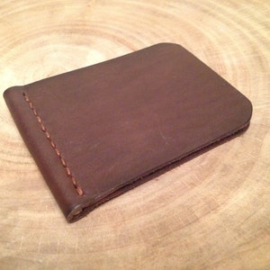 Cartera de cuero con clip para billetes, de piel auténtica, color marrón oscuro, cosida a mano. Regalo para hombre y mujer.