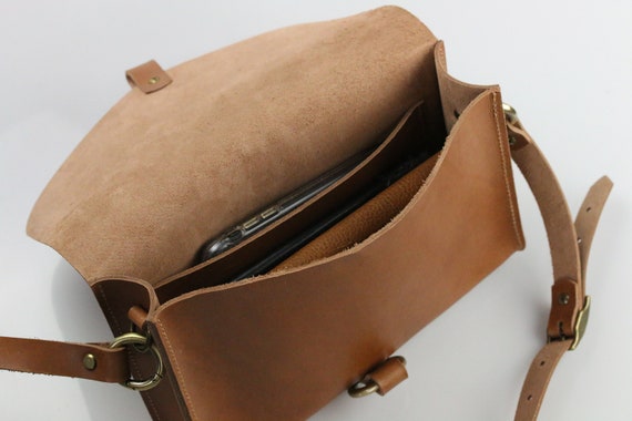 Wijden ik ben ziek Zonsverduistering Kleine leren crossbody tas Lichtbruine leren schoudertas voor - Etsy  Nederland