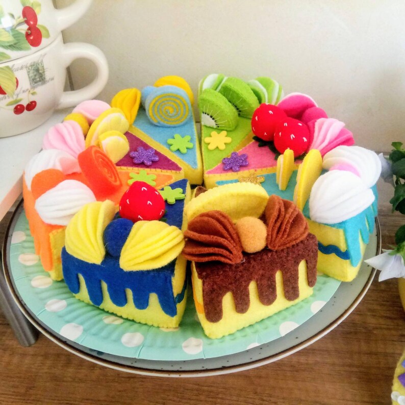 Party Kitchen Table Office Shop Kids Room Decor Decoration Ornament pretend play food toy Felt Food Fruits Set of 8 Cakes Decorative