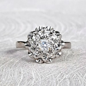 Vintage 18K White Gold Diamond Cluster Ring - 1970s Floral Design