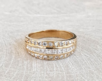 Alianza de boda de oro amarillo de 18 quilates con diamantes: 1 ctw, corte escalonado y redondo, con certificación GIA G.G.