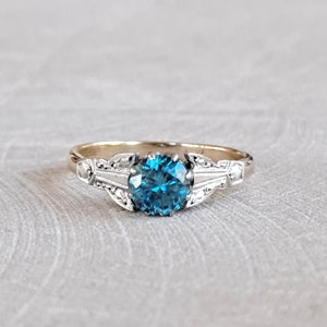 Blue Zircon Ring Yellow Gold and White Gold/Platinum, Gorgeous Deep Stone Color, Delightful Deco Design on Shoulders!