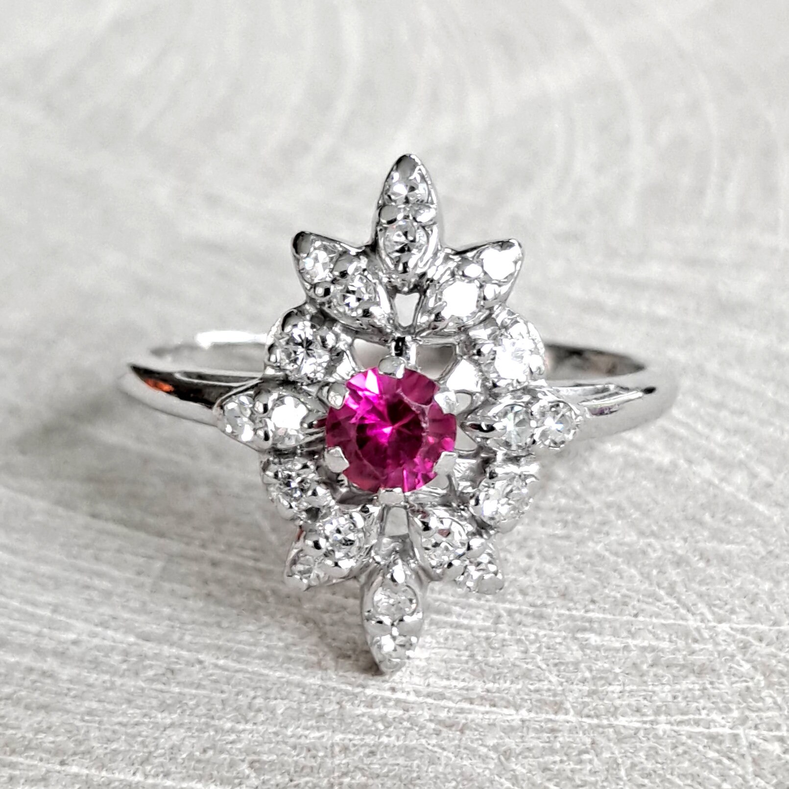 Bague Dentelle Filigrane Or Bague Femme Dentelle Filigrane Grec En V - Taille 58, Plaqué Or 18K Laminé, Neuve Avec étiquettes Bijou Or 18K Laminé Taille 58