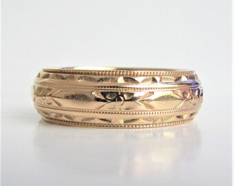 Engraved 14K Yellow Gold Wedding Band - Size 8.5 - Man or Woman - Wonderful Detail, Beautiful Piece!