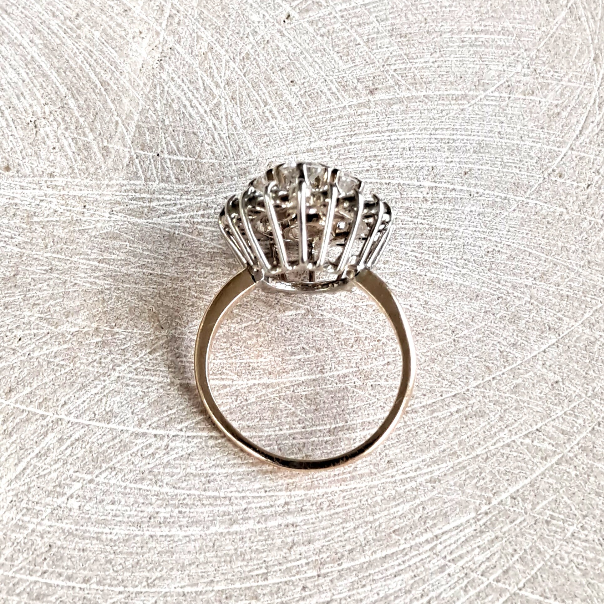 Bague Vintage Or 14K Avec Décor Florale - Taille 6.5 - Large Bande Et CZ