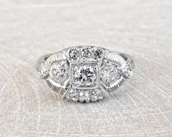 Anillo Princesa de Platino con Diamantes Art Déco: 0,76 quilates, Tasación GIA G.G.