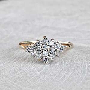 Vintage Diamond Cluster Ring .52 Ctw Round Brilliant Cut, 14K Yellow Gold, I1 Clarity H Color, Pretty! GIA G.G. Appraisal Included 1,150 Usd