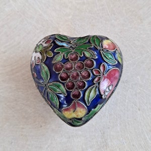 Vintage Enamel Trinket Box: Heart-Shaped Cloisonne Ring Box