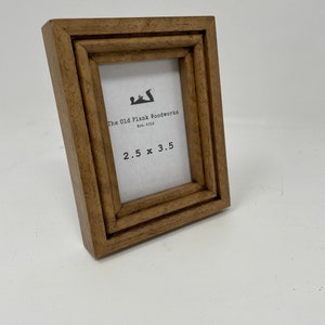 2.5&quot; x 3.5&quot; N American Walnut Picture Frame - Free Shipping in US