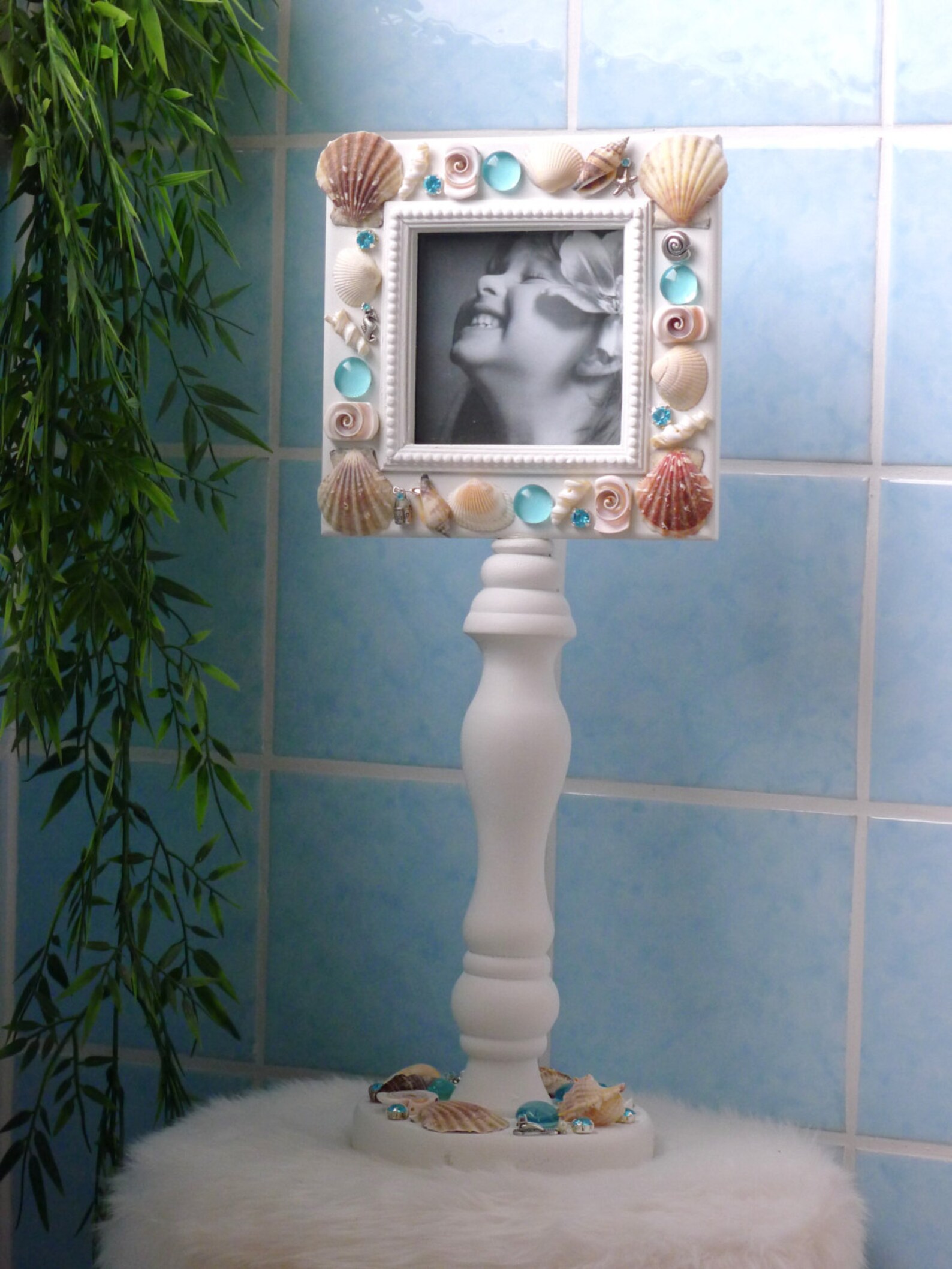 Decorated Photo Frame With Stand, Picture Frame White, Frame