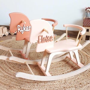 Schaukelpferd personalisierte 1. Geburtstag Baby Geschenk, Holzpferd Spielzeug, Kinder Schaukelpferd Geschenk für Kleinkind