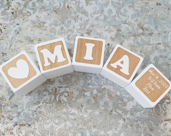 Bloques de nombres de madera personalizados, letras personalizadas del alfabeto para bebés, juguete de madera, decoración natural del hogar de la guardería, cubo de bebé personalizado, regalo de recuerdo