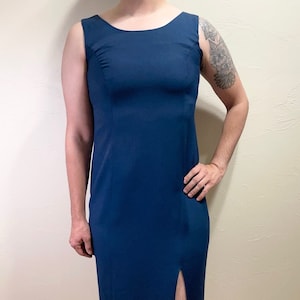 90s Alexis Dark Blue Sleeveless Formal Dress Front Slit - Size 10 Petite