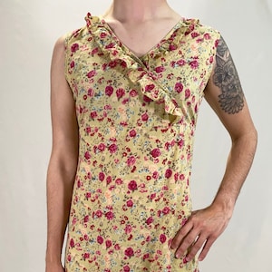 90s Floral Tank Dress Vintage Mini Dress Flowered Ruffle V-neck Dress Tie Belt - Size S/M
